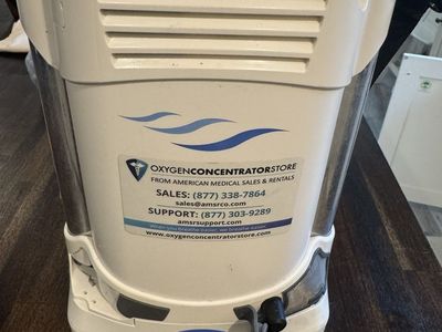 Caire Freestlyle comfort portable oxygen concentrator. Backpack and extra charging cord.