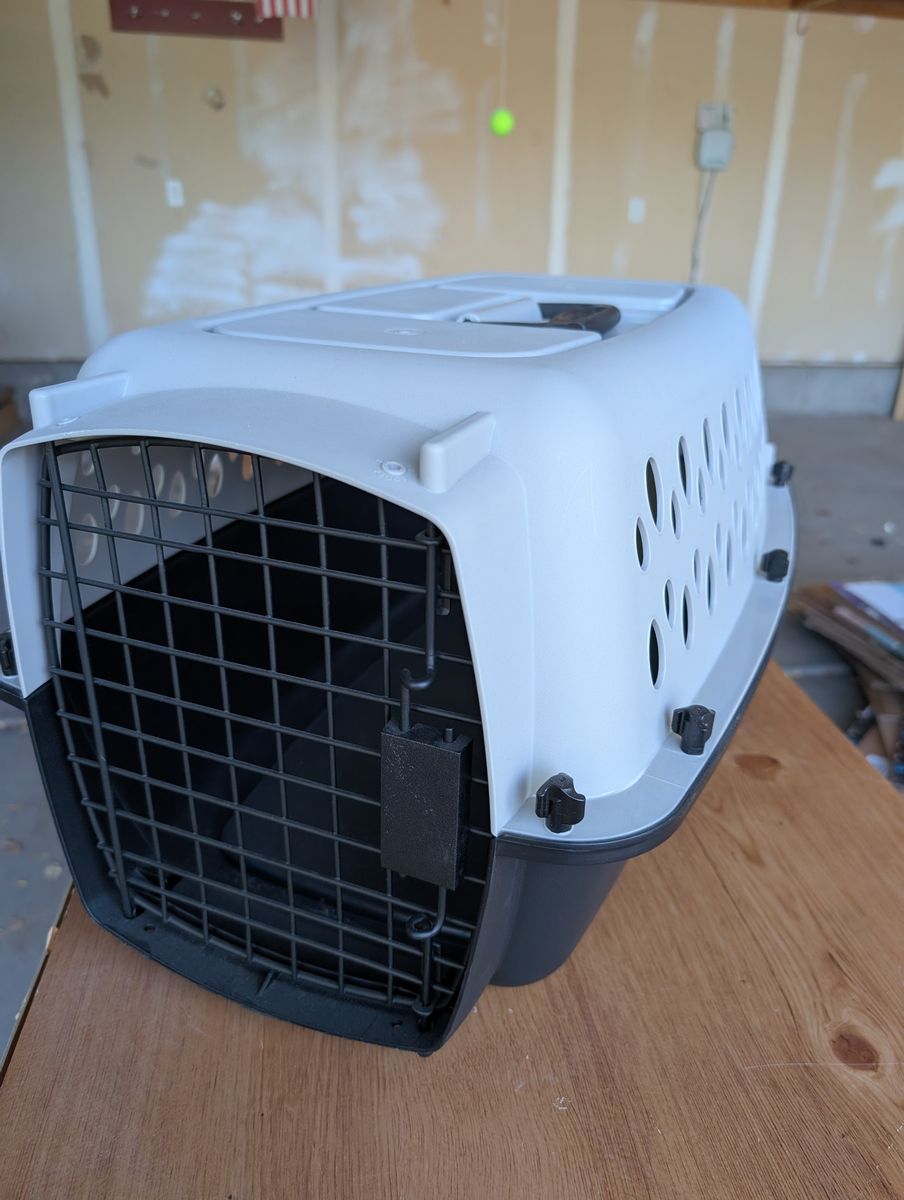 Cat carrier
