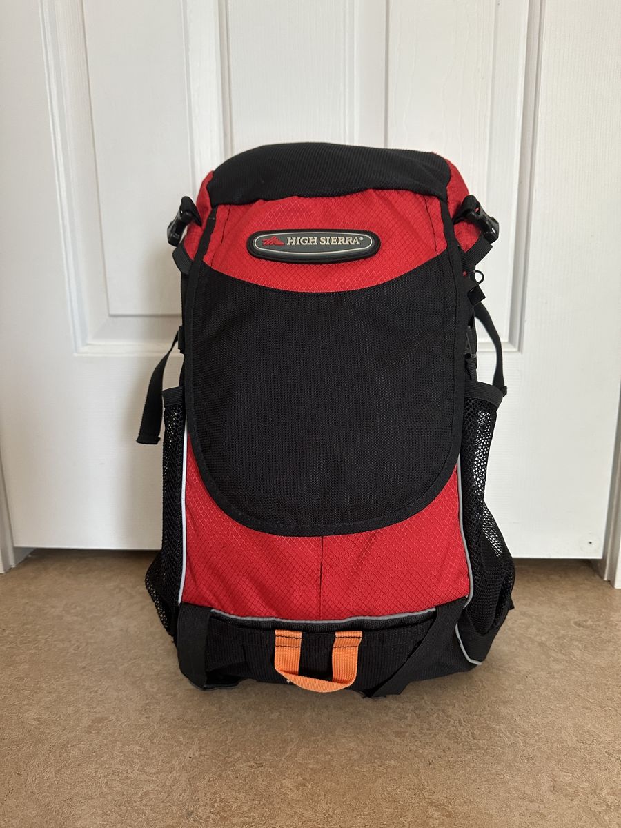 High Sierra Outdoor Hiking Backpack with Raincover