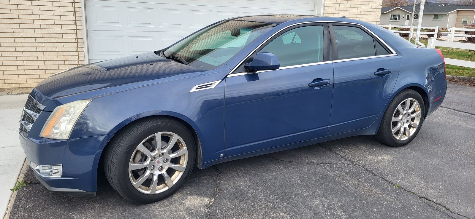CTS4 blue pearl high feature sedan Caddy