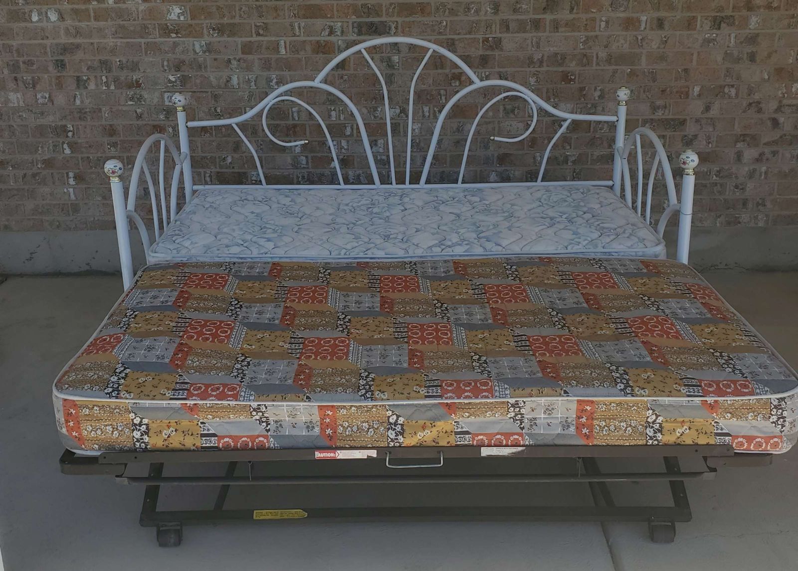 Daybed with Trundle