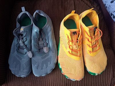 2 pair of mens Saguaro water shoes