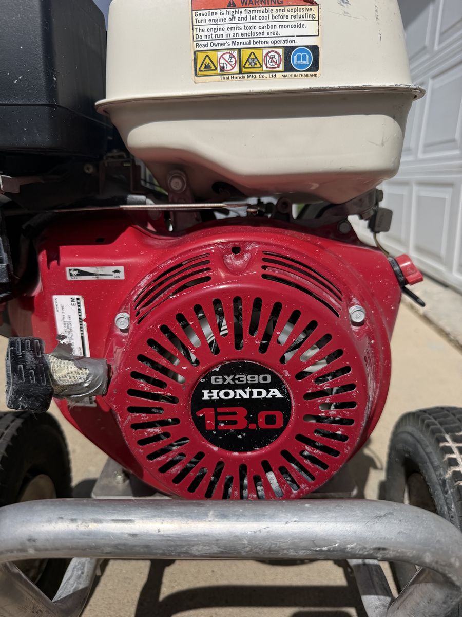 Mi-T-M Corporation 4000 PSI Pressure Washer with Honda GX390 13.0 Engine