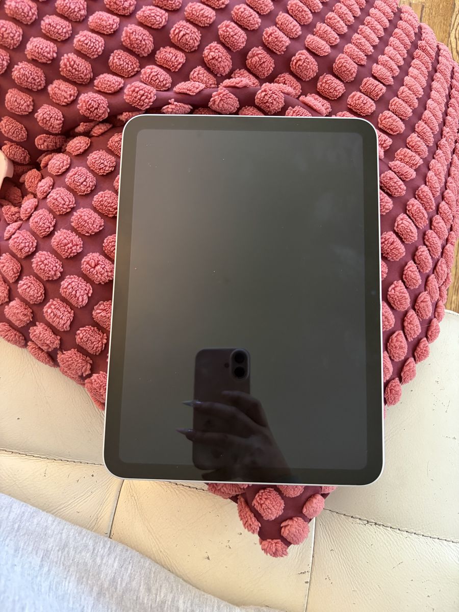 iPad 10th gen
