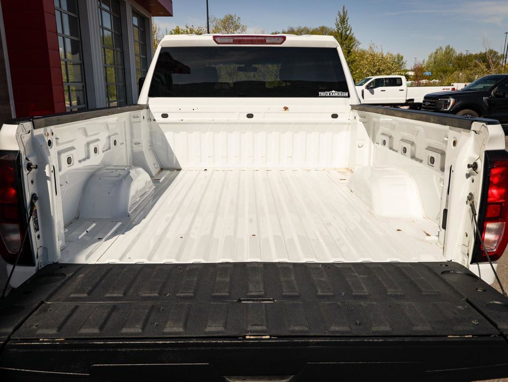 2023 GMC 2500 SLE