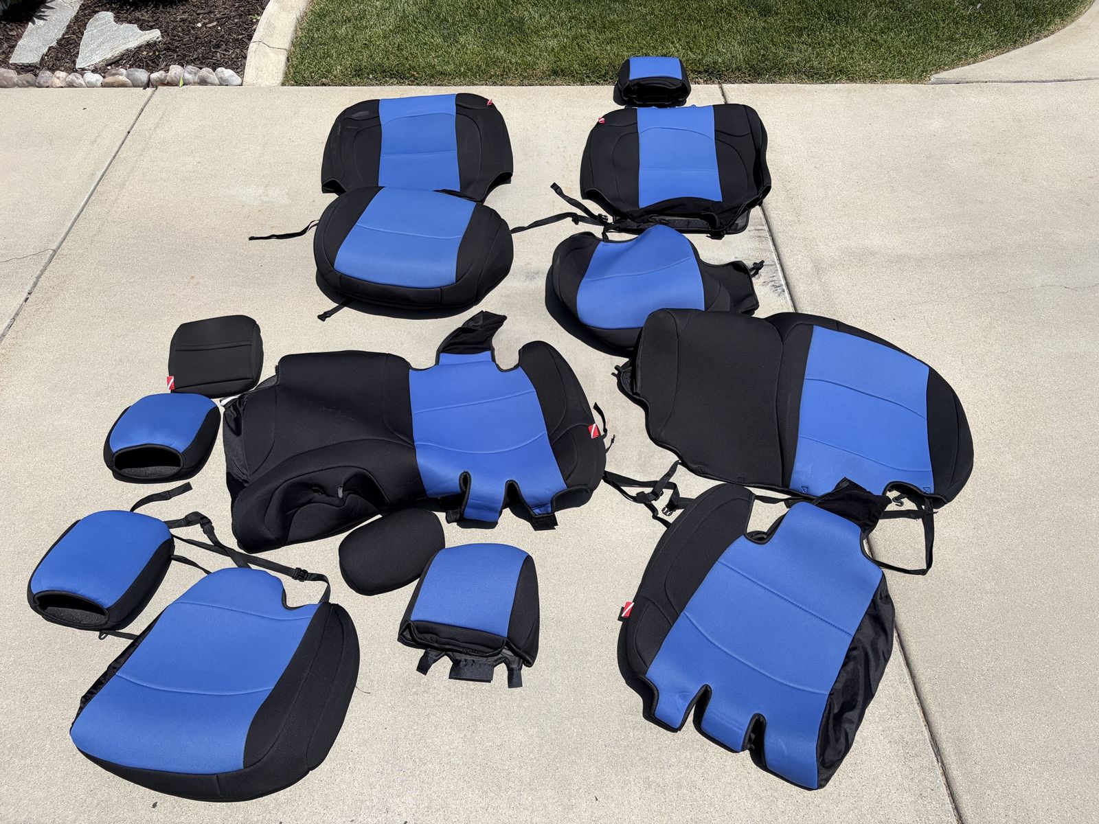 Almost new seat covers for 2021 Jeep Wrangler JLU - full set