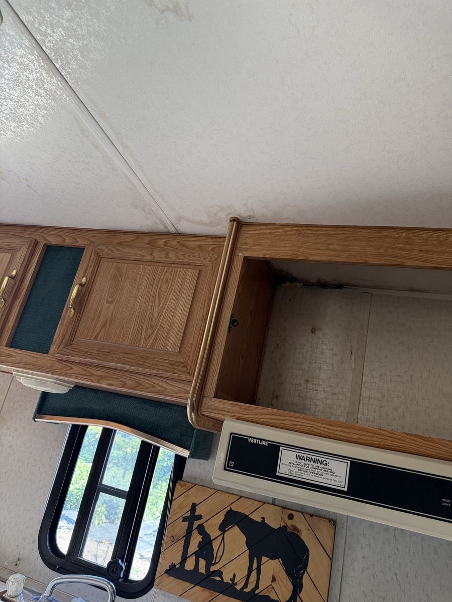 Main image 12