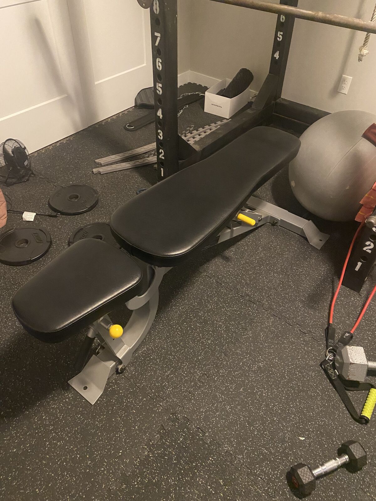 Adjustable weight bench - commercial grade