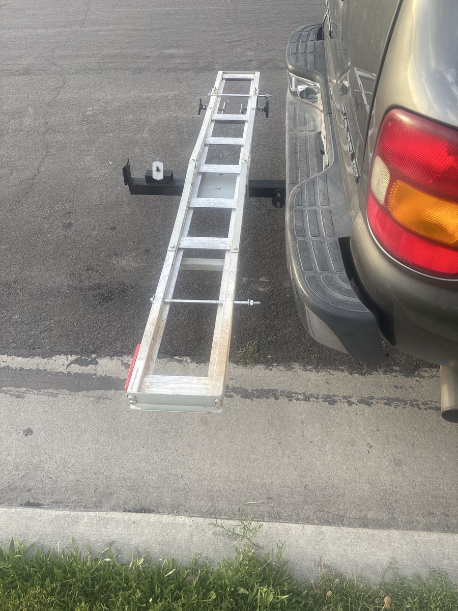 Dirk bike carrying