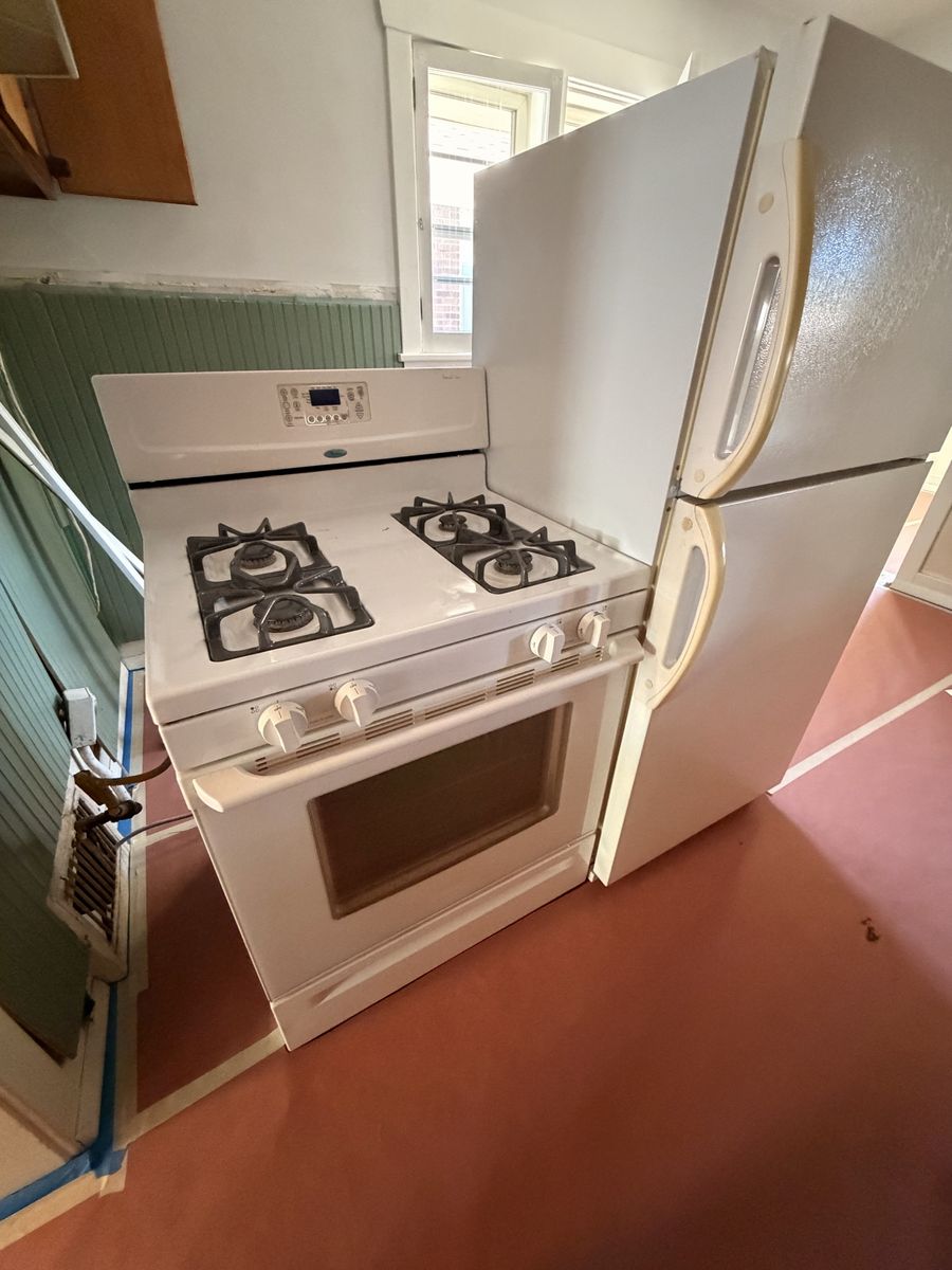 Gas range and refrigerator