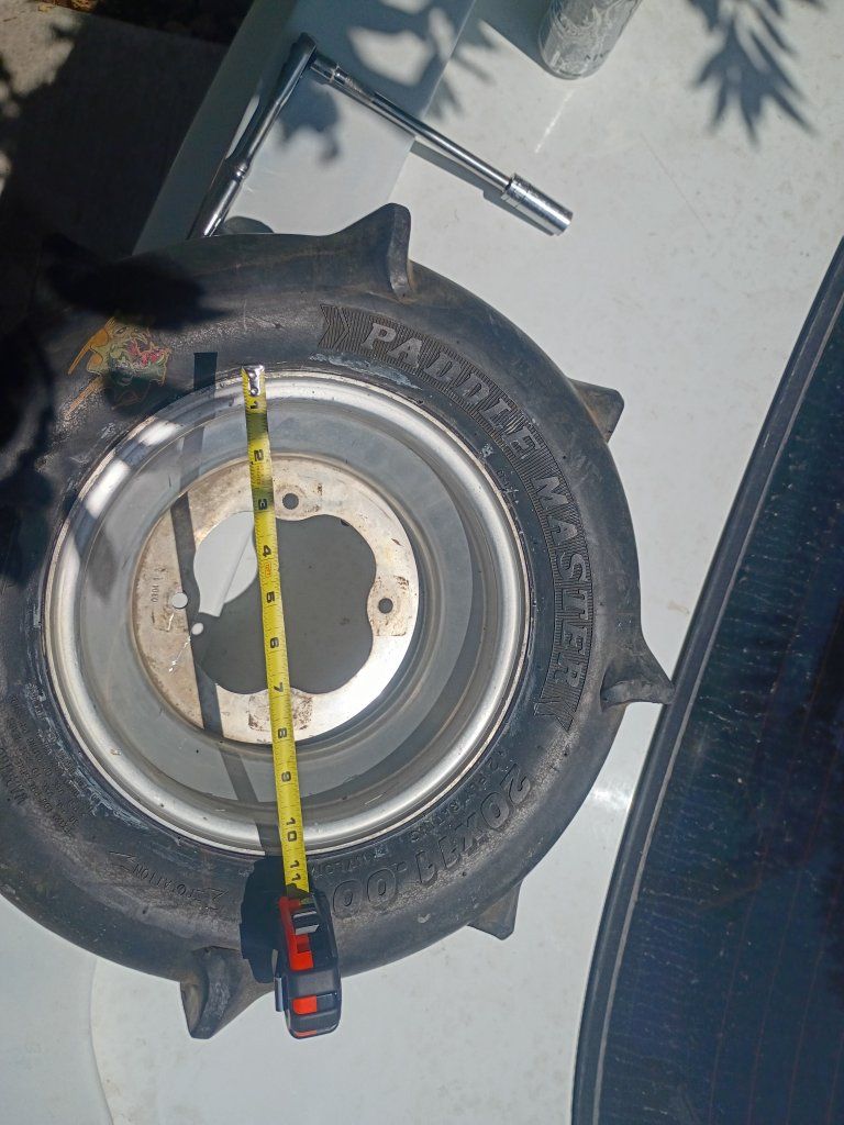 Rear dune tires and rims