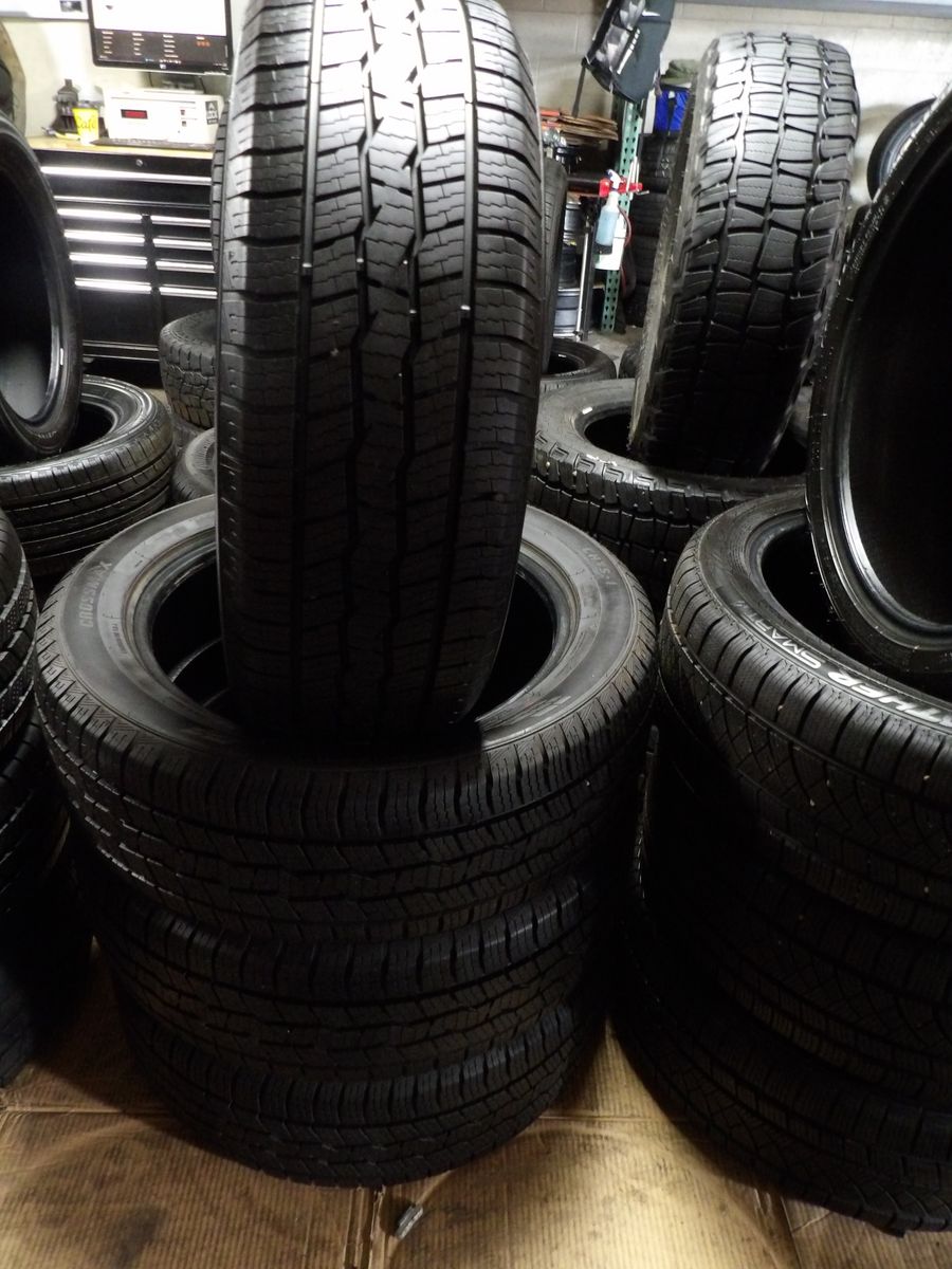 225/55R19 CROSSMAX CHTS-1 SET OF USED TIRES 