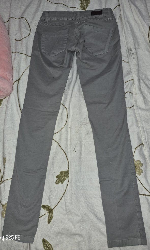 Main image 3