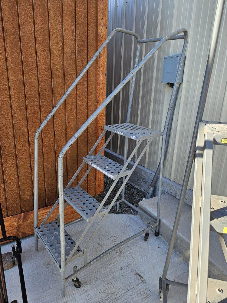Main image 2