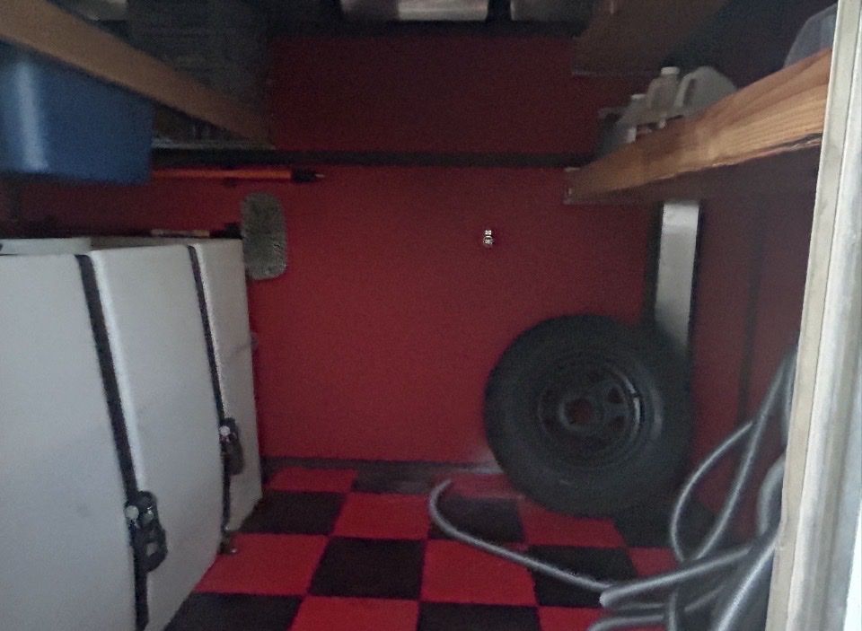 Main image 9