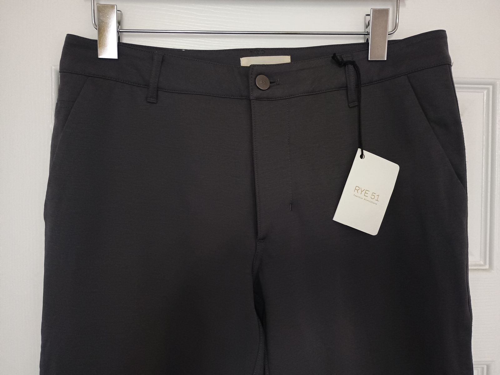 31x33 Rye 51 Adan Chino Luxeknit Silo Straight Fit Size 31W NWT Charcoal Gray