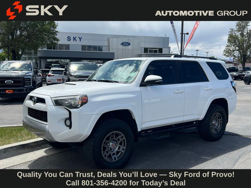 2019 TOYOTA 4RUNNER TRD Off-Road Premium