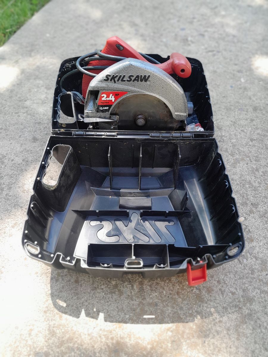 SKIL Circular Saw