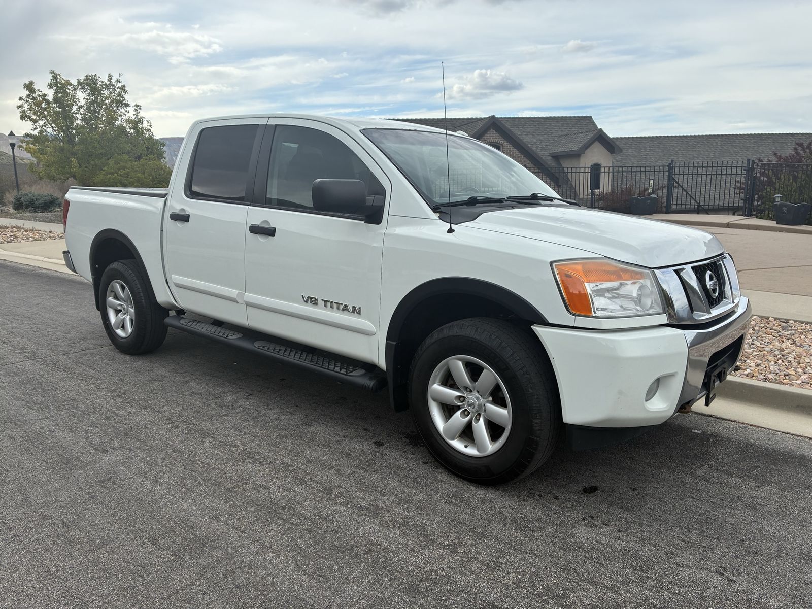 2015 Nissan Titan SV