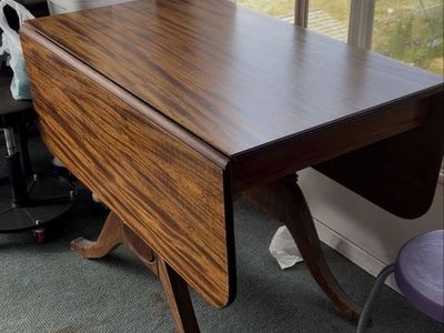 Beautiful Dunkin Phye dining room table