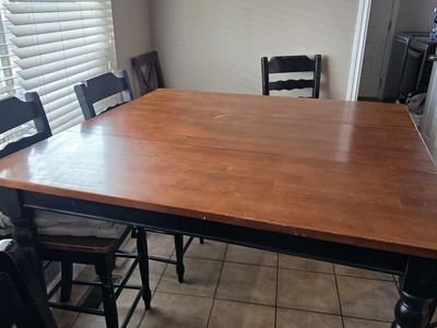 Dining room table with 8 chairs