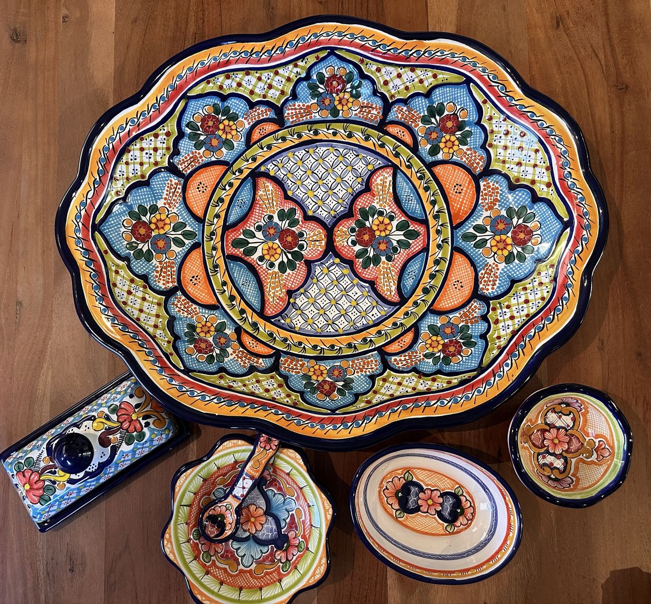 Hand-Painted Mexican Talavera Pottery Serving Collection – Never Used