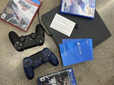 Sony PlayStation 4 (PS4) Slim Console 500GB with 2 Controllers & 3 Games