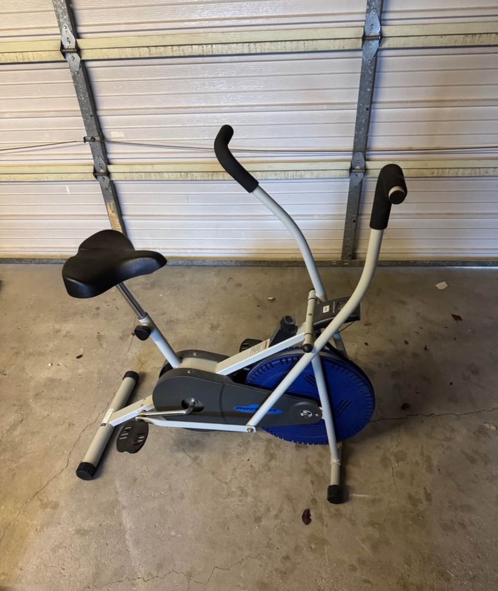 Stationary exercise bike