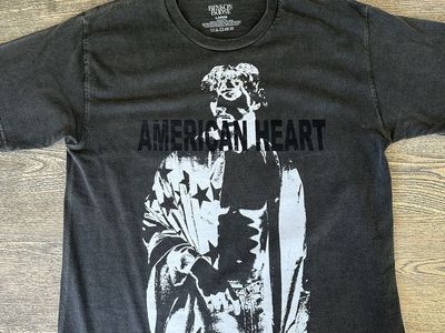 Authentic Benson Boone American Heart T-Shirt Black Graphic Tee Men's Size L