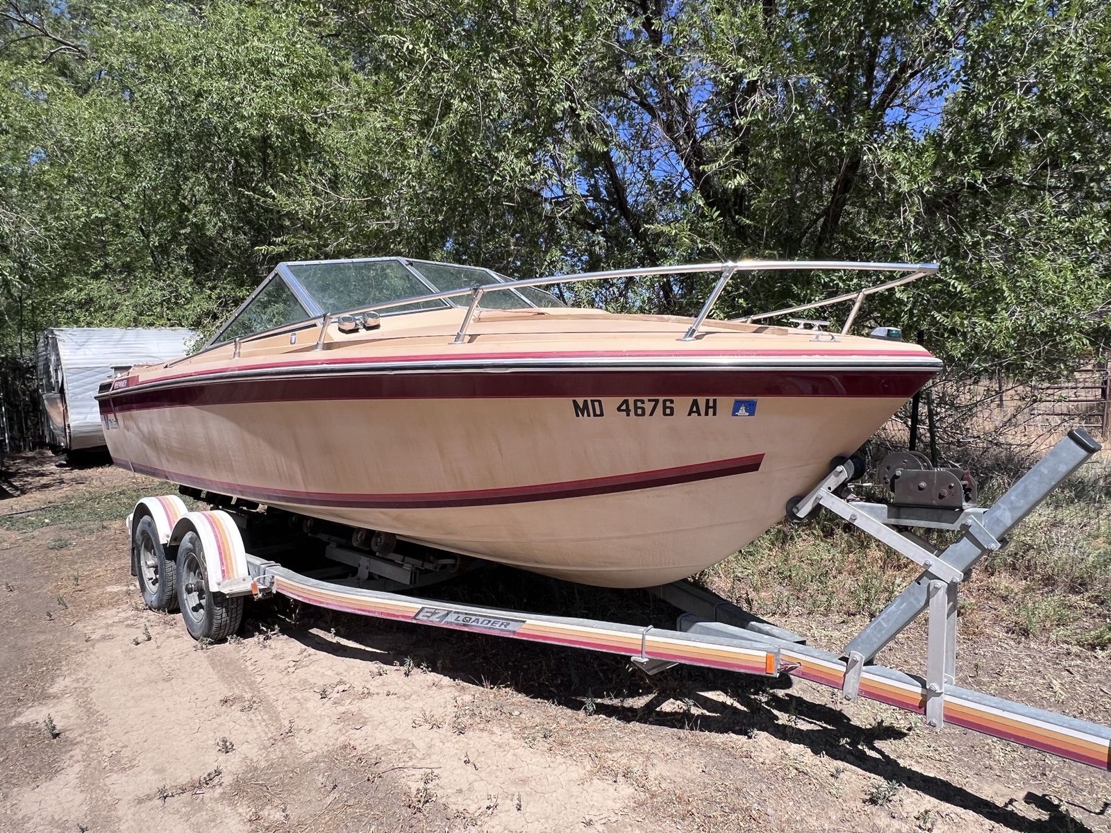 1980’s Wellcraft Sunhatch 196 boat