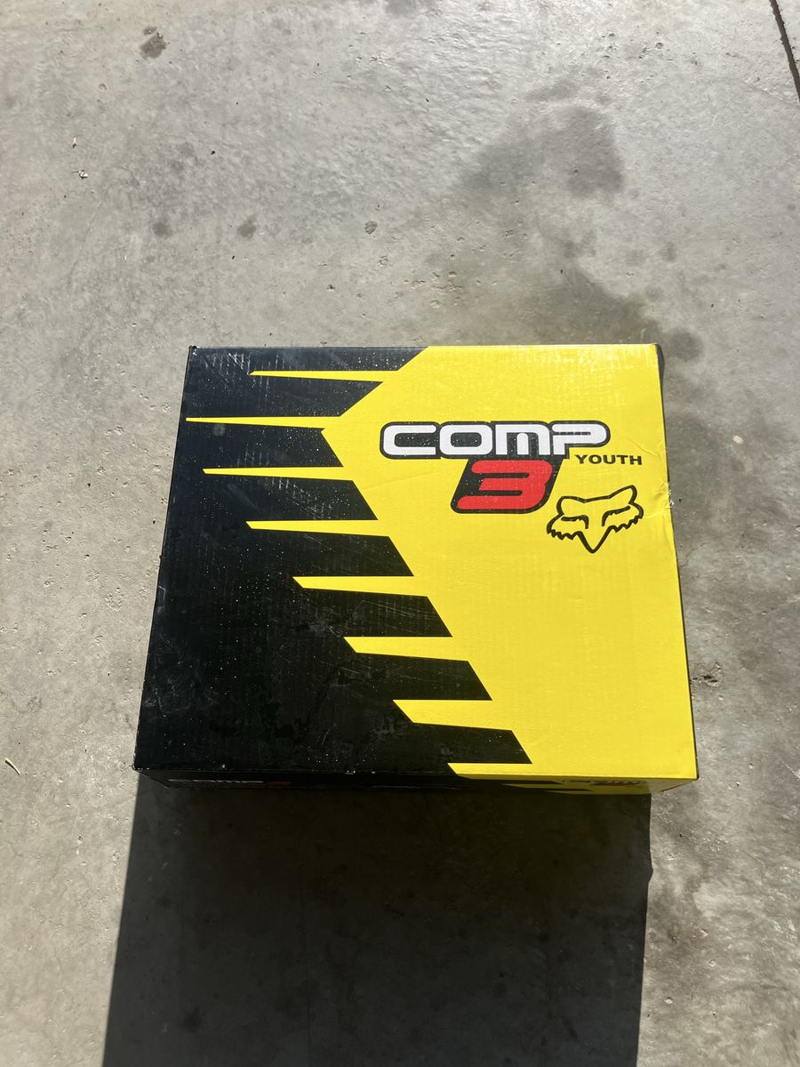 Fox Comp 3 youth size 6 moto boots