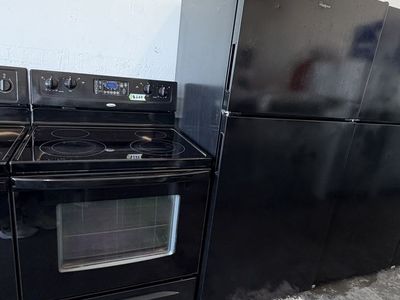 Whirlpool Black Top Freezer Refrigerator - Clean Interior, Excellent Condition With Ice Dispenser