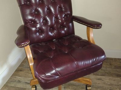 Office Swivel chairs