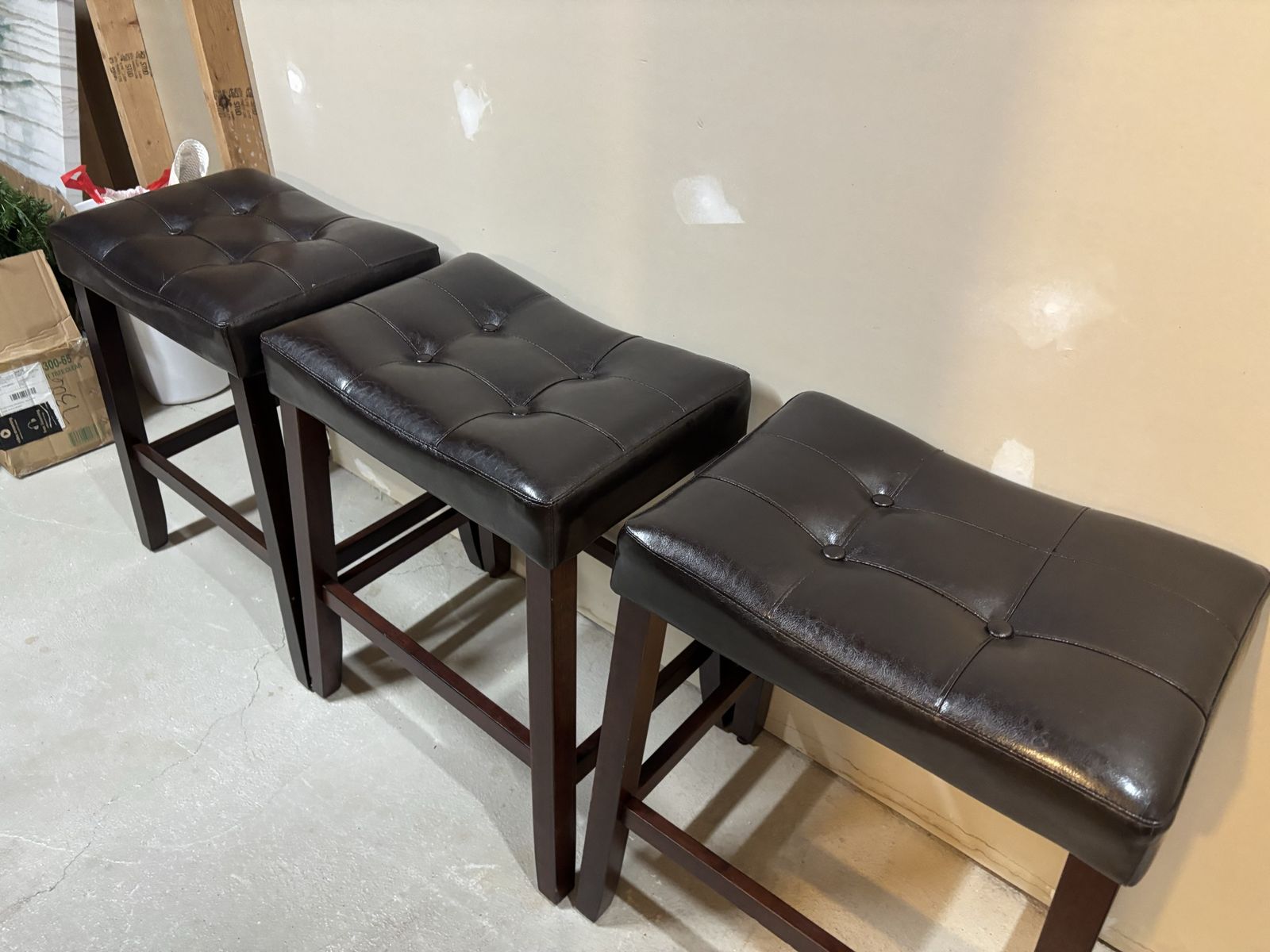 Barstools x3