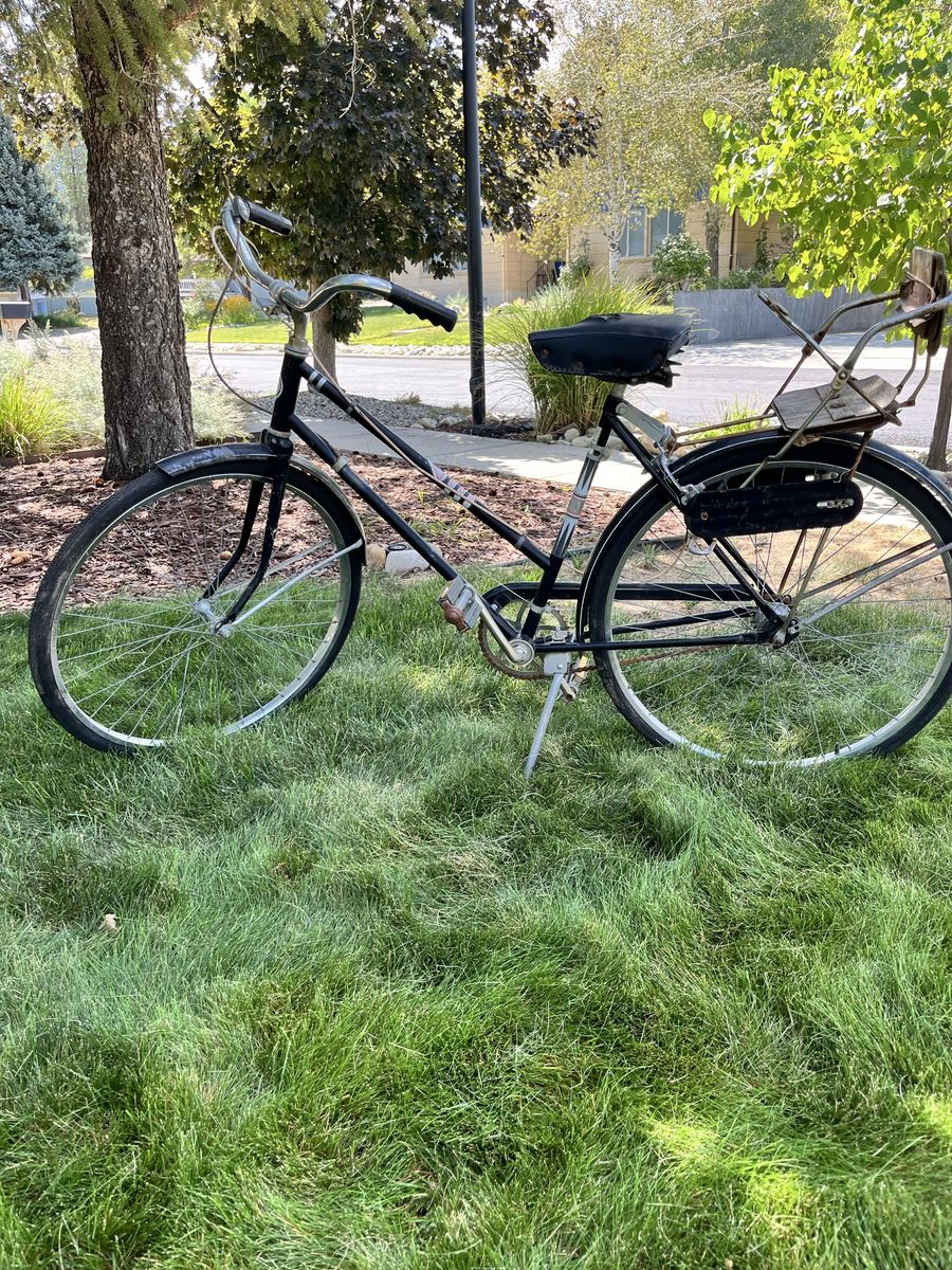 Perfect fixer upper old Sears Bike