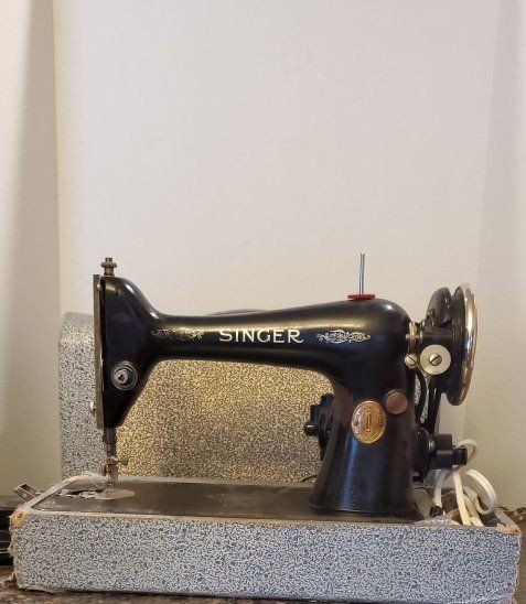 Vintage Singer Electric Sewing Machine with Foot Pedal and Carrying Case
