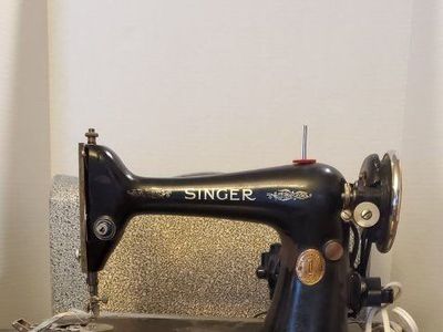 Vintage Singer Electric Sewing Machine with Foot Pedal and Carrying Case