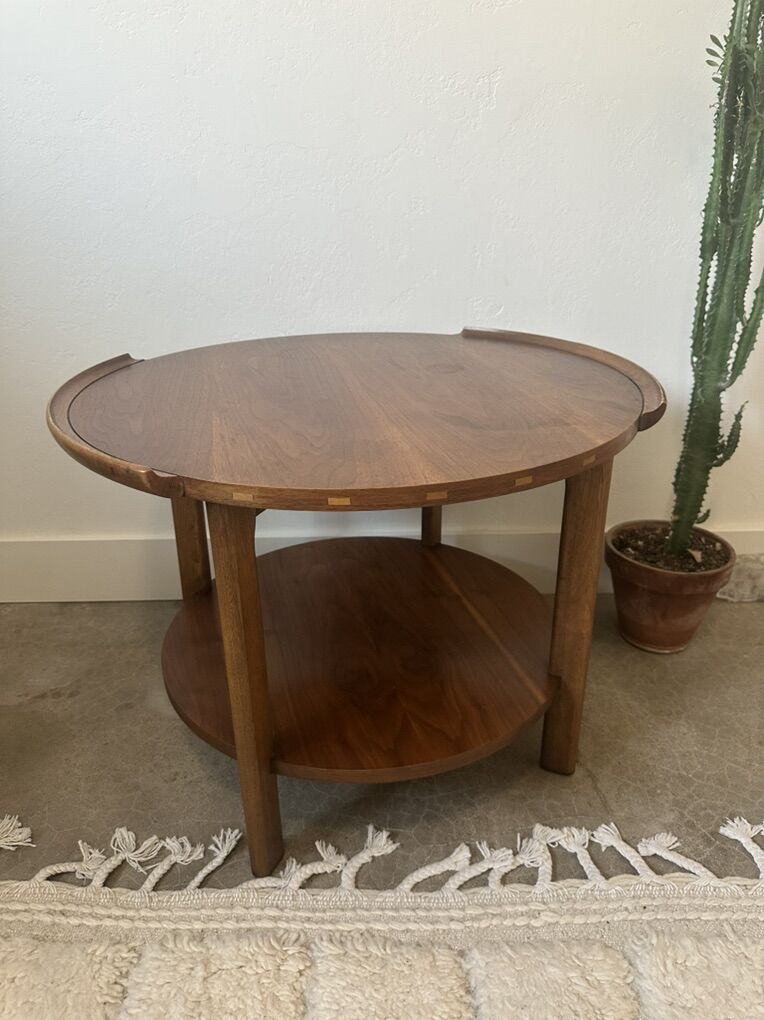 Mid Centey Modern Lane Round Table