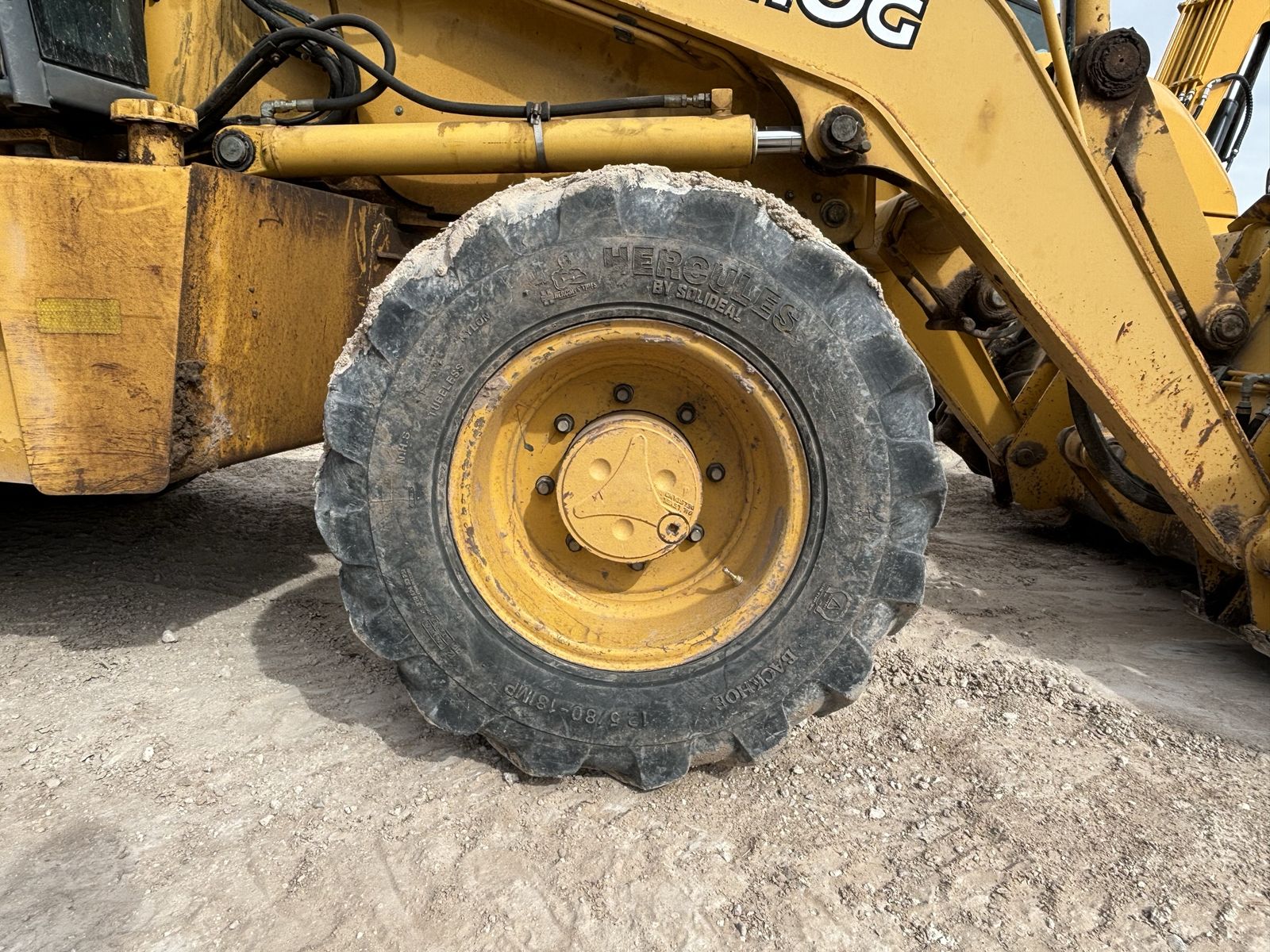 NEW Rim for 16.5x9.75 8 Lug  with 11” hub  CASE IOHN DEERE JCB
