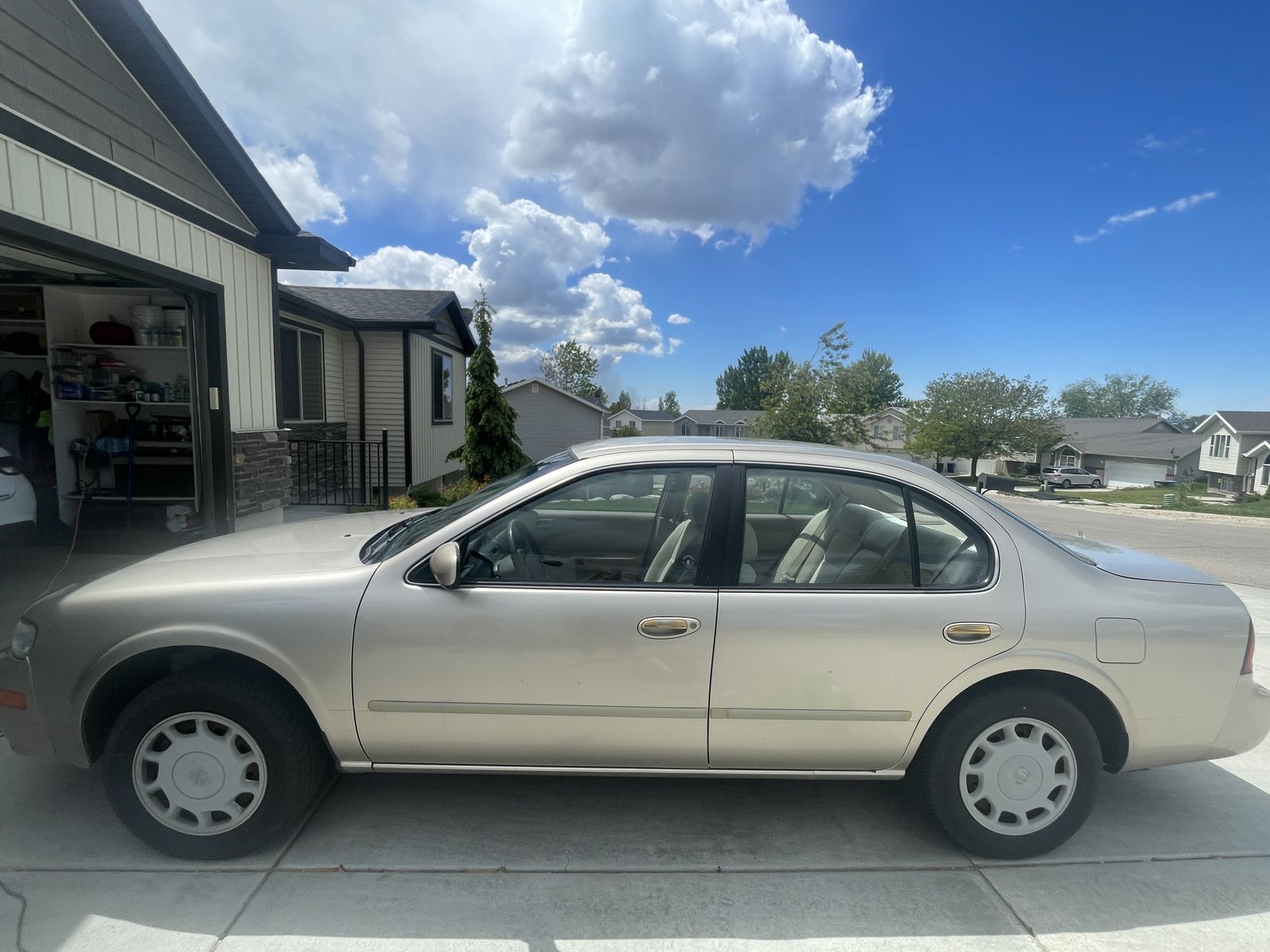 1996 NISSAN MAXIMA GLE