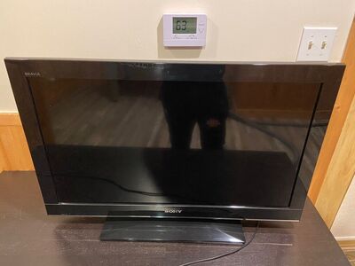 Sony Bravia 30 HD TV