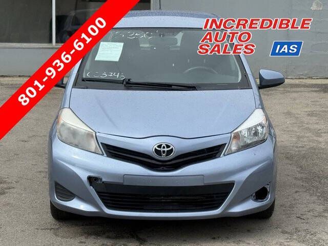 2014 Toyota Yaris 5-Door LE