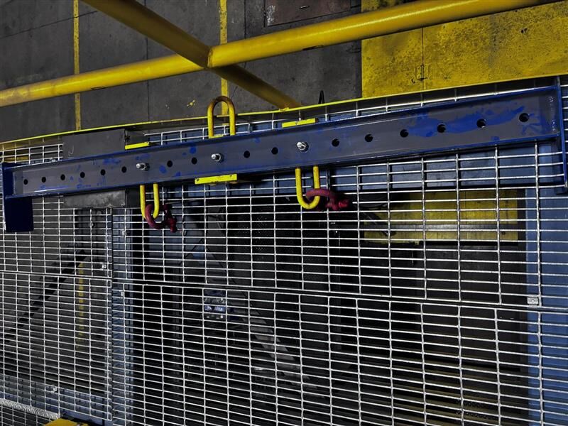 Lifting Beam (VESTIL Adjustable Spreader Bar)