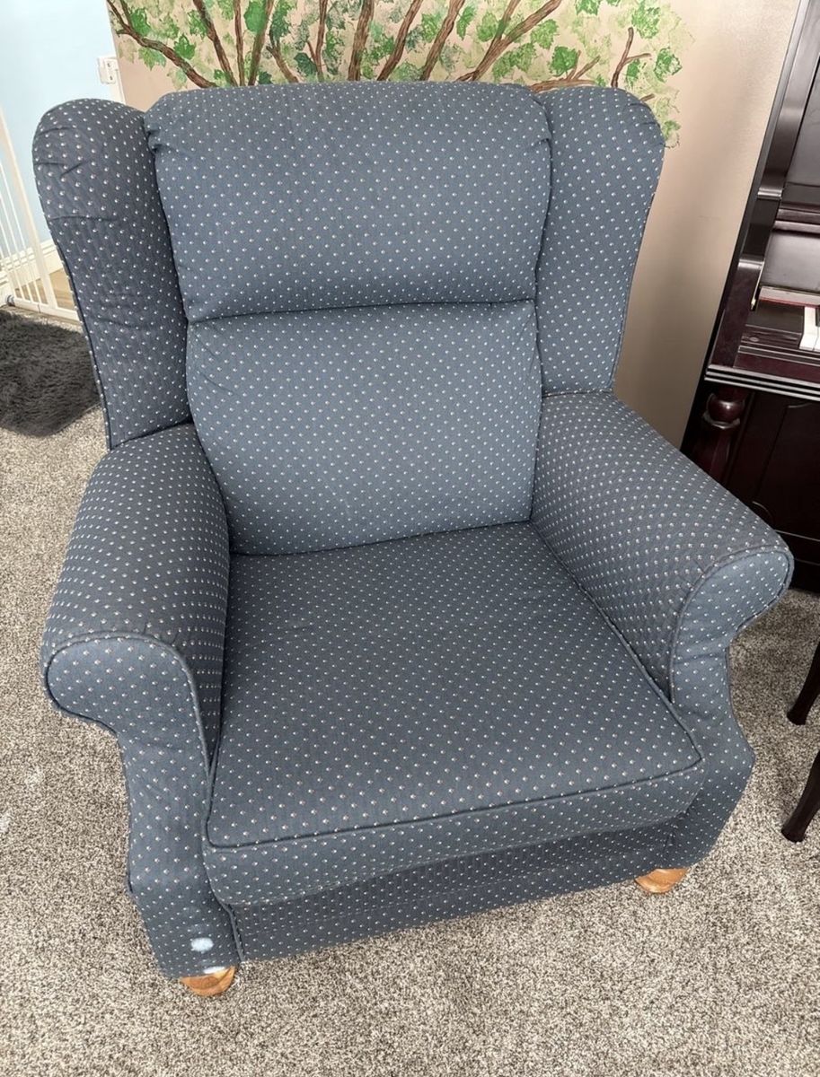 FREE - Cozy Blue Wingback Armchair - Upholstered Rocker Recliner with Wooden Legs