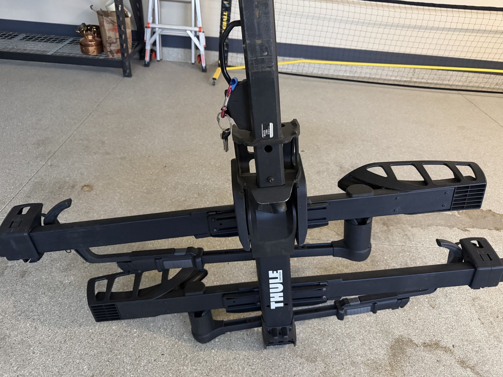 Thule 2 Bike hitch rack
