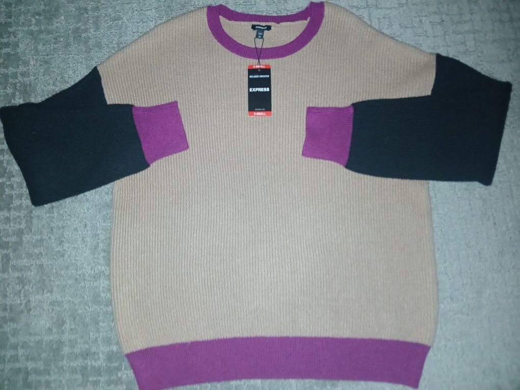 Womens Express sweater xs with tags