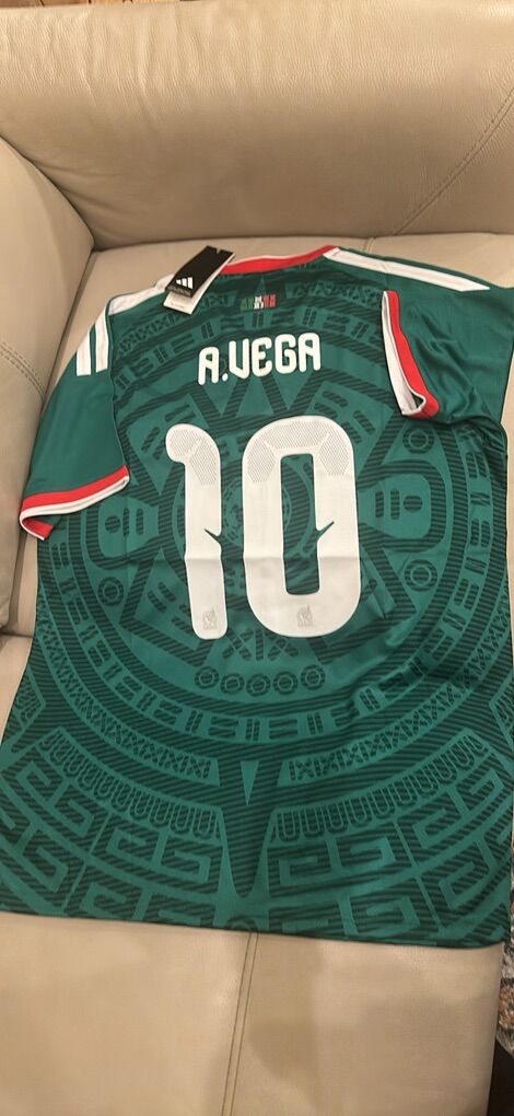 Alexis Vega 2026 Mexico Soccer Jersey FIts LARGE