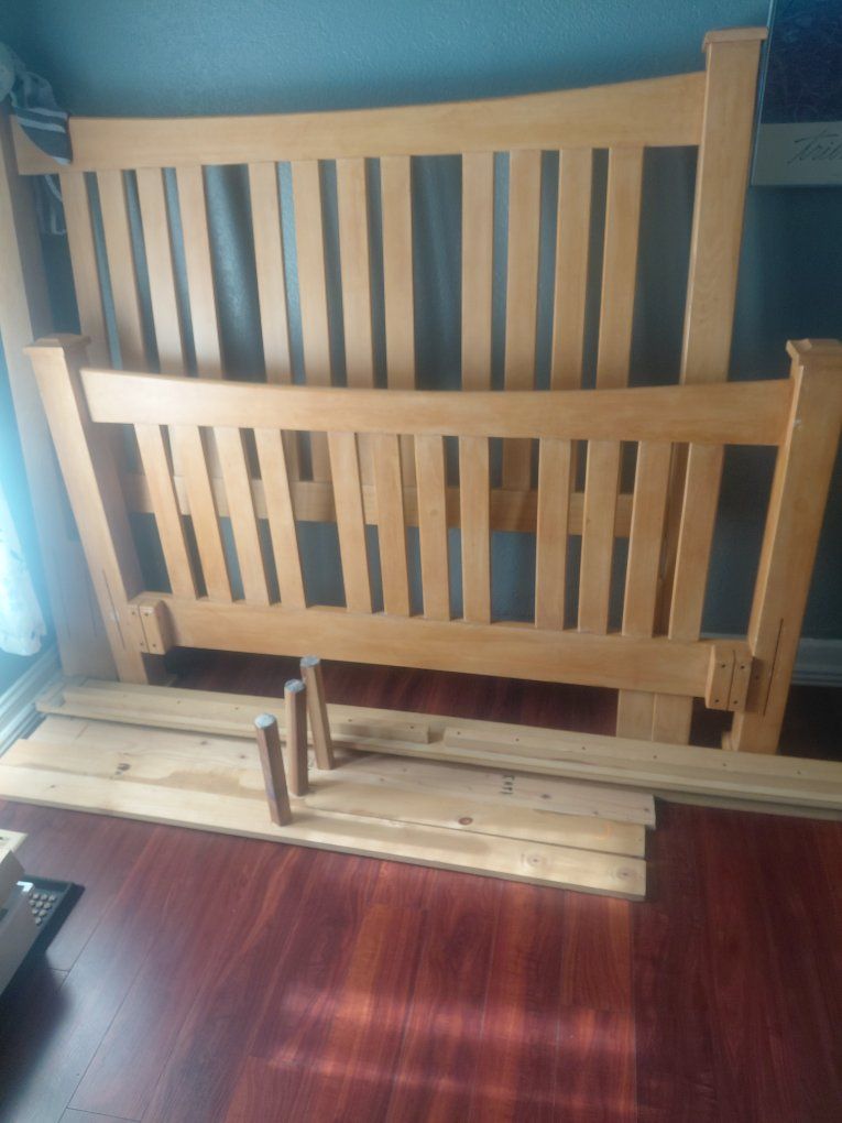 Wooden Queen Size Headboard and Footboard with Slats - Sturdy Bed Frame Set