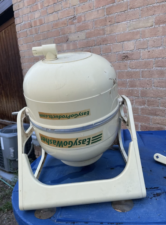 Off Grid Clothes Washer
