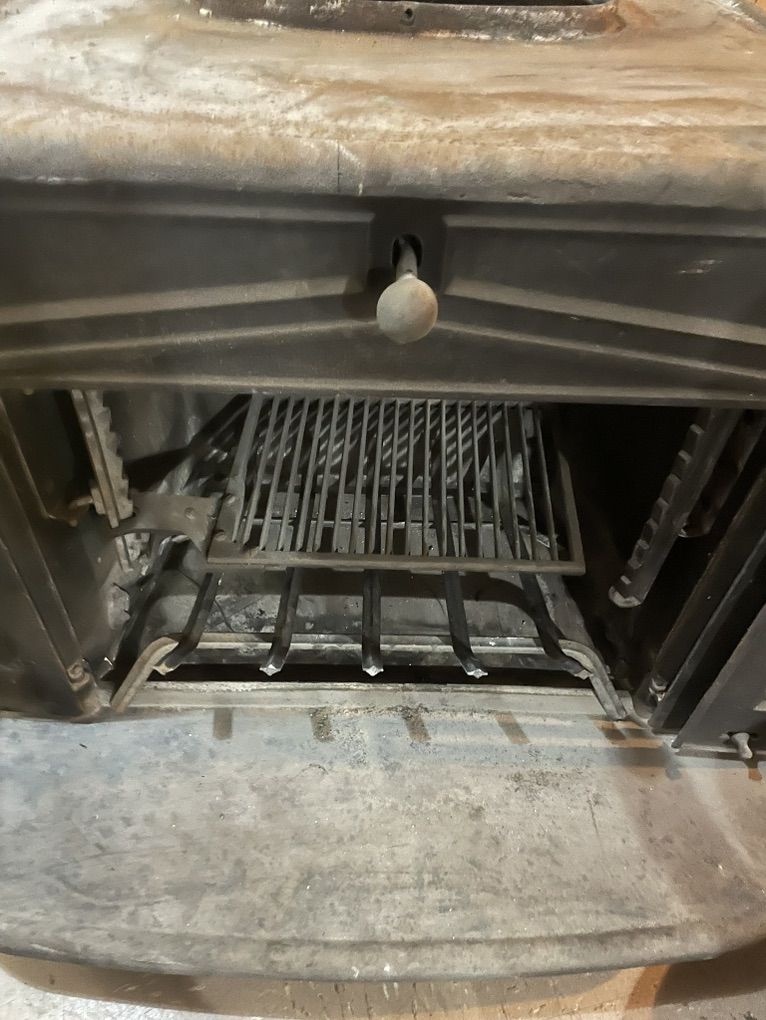 Main image 6